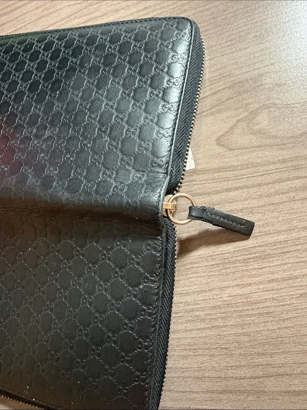 Gucci Micro GG Guccissima black Embossed Leather Large Wallet Zippy Authentic
